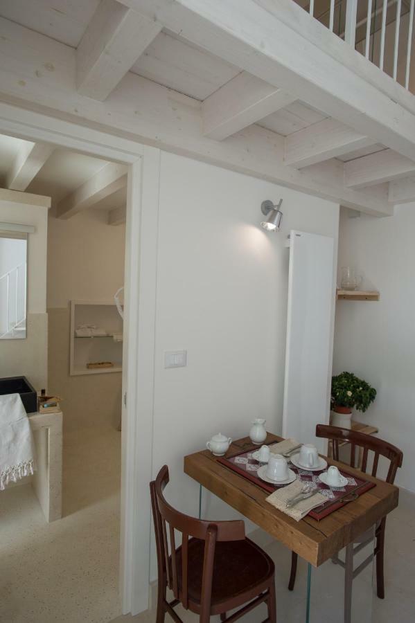 Corte Campanile Boutique B&B Maglie Eksteriør bilde